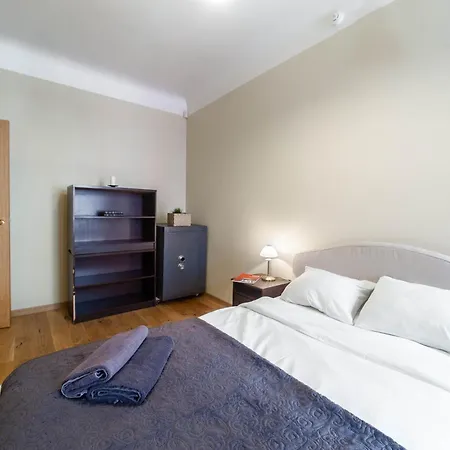 Classic 3-bedroom In * Riga