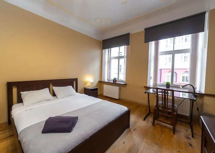 דירה Classic 3-bedroom In ריגה