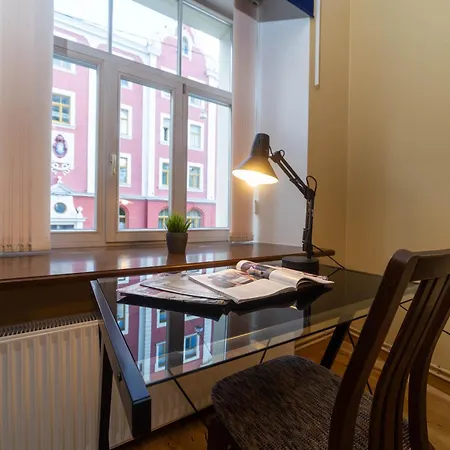 Classic 3-bedroom In 아파트